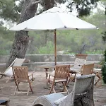 فيلة Beautiful On A Small Island *