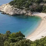 Вилла Beautiful On A Small Island *